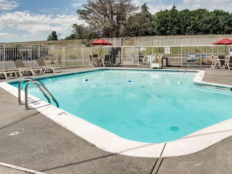 Motel 6-Kelso, Wa - Mt. St. Helens Exterior photo