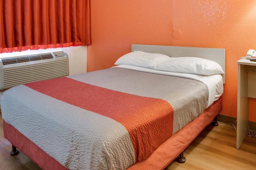 Motel 6-Kelso, Wa - Mt. St. Helens Exterior photo