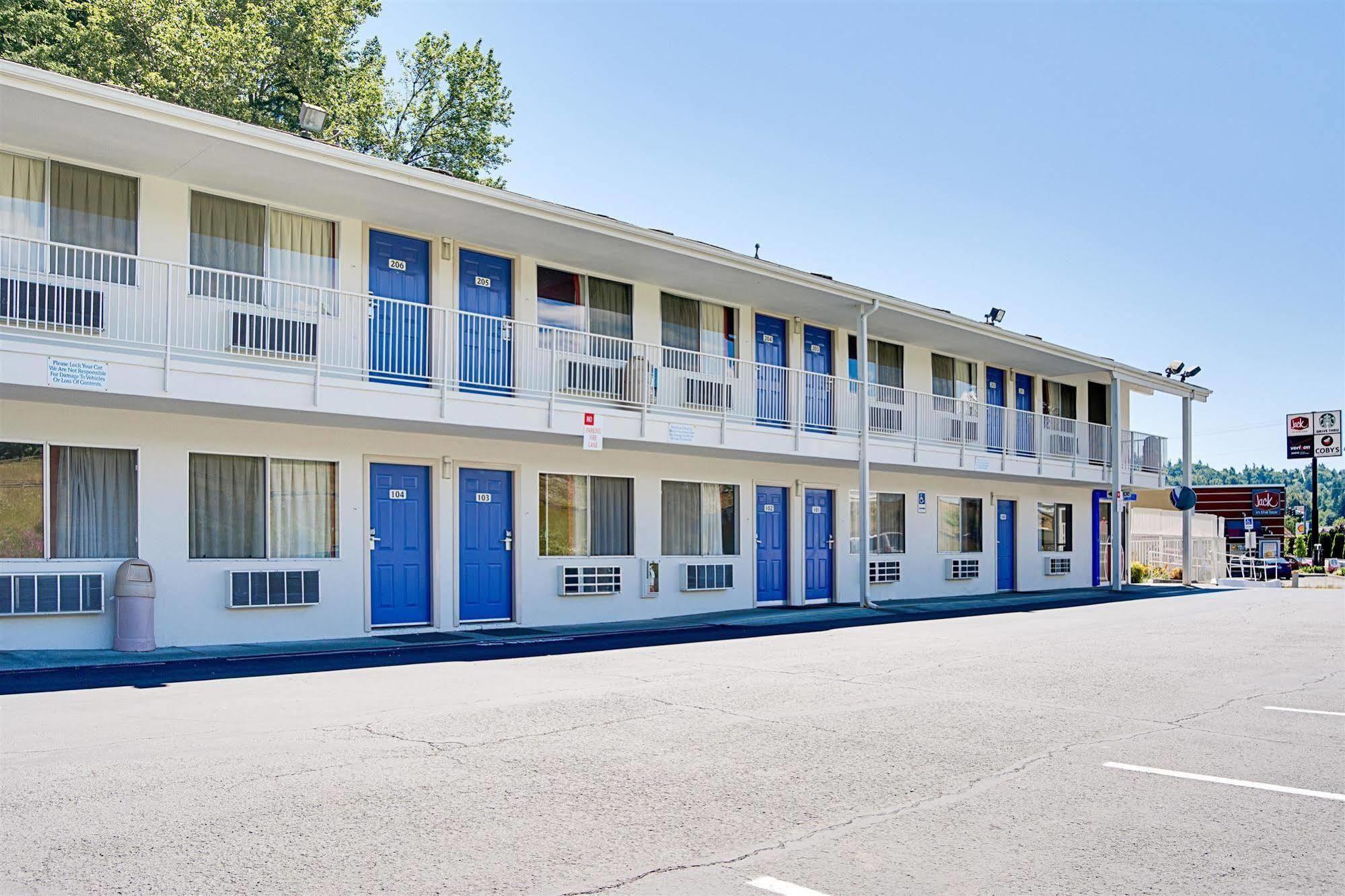 Motel 6-Kelso, Wa - Mt. St. Helens Exterior photo